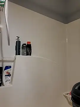 Snapshot of MaddyC6992 chatting on December 12, 6:57 am MaddyC6992 online show from December 12, 6:57 am