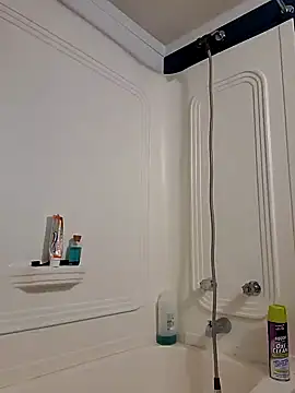 Snapshot of MaddyC6992 chatting on December 31, 6:59 am MaddyC6992 online show from December 31, 6:59 am