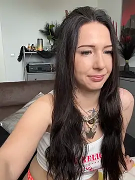 Trixie-Tainted online show from June 4, 8:42 am