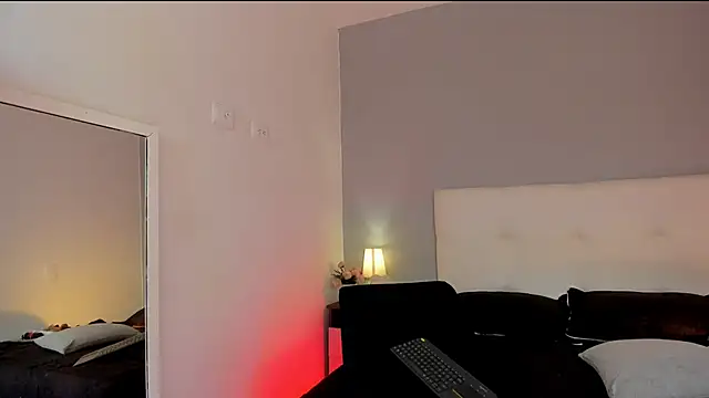 NataliaBuiles online show from April 15, 12:34 pm