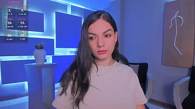 MorganHicks online show from April 18, 11:47 am