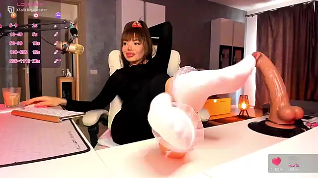 Miss kay1111 online show from April 5, 2:47 pm