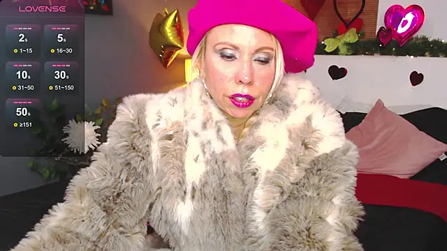 Luci evans online show from February 25, 2:03 am