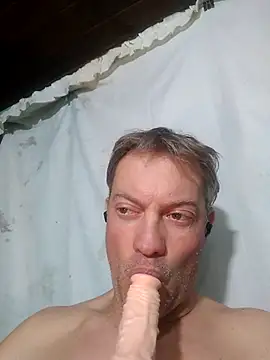 Snapshot of Alvaro2017 chatting on May 23, 4:22 pm Alvaro2017 online show from May 23, 4:22 pm