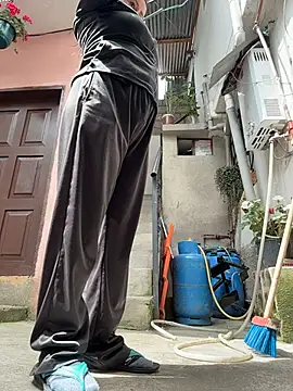 latinfemale online show from April 2, 3:20 pm