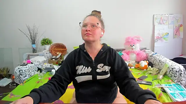 IamYourNarcotic online show from April 22, 1:12 pm