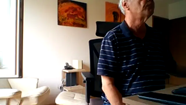 Snapshot of Camcologne chatting on August 4, 10:40 am Camcologne online show from August 4, 10:40 am