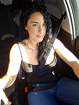 Snapshot of Exoticart chatting on January 28, 12:22 pm Exoticart online show from January 28, 12:22 pm