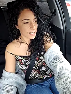 Snapshot of Exoticart chatting on March 2, 10:24 am Exoticart online show from March 2, 10:24 am