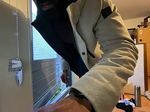 Snapshot of FullnighterBBC_NL chatting on December 21, 8:18 am FullnighterBBC NL online show from December 21, 8:18 am