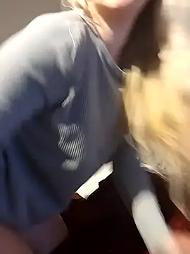 Snapshot of Mllesha74000 chatting on March 22, 6:25 pm Mllesha74000 online show from March 22, 6:25 pm