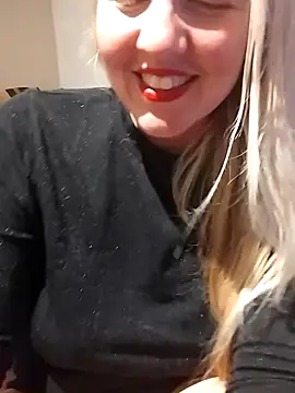 Mllesha74000 online show from December 15, 7:07 pm