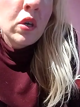 Mllesha74000 online show from December 17, 7:09 pm