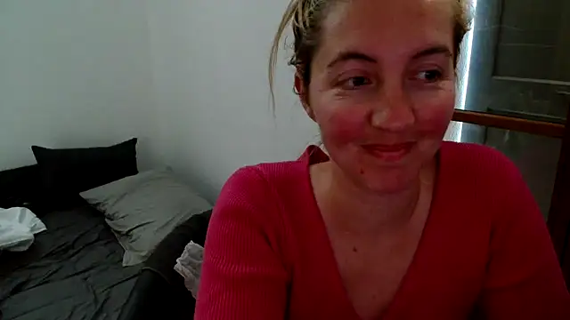 Snapshot of Mllesha74000 chatting on April 16, 12:39 pm Mllesha74000 online show from April 16, 12:39 pm