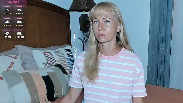 Christine 35 online show from October 30, 12:50 pm