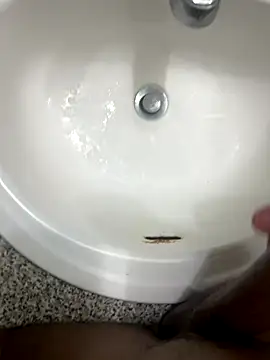 Snapshot of Cashbeyyy chatting on October 18, 5:10 am Cashbeyyy online show from October 18, 5:10 am