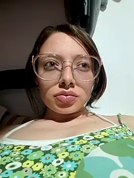 linda-schmidt online show from July 19, 3:21 am