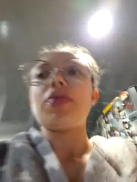 linda-schmidt online show from August 3, 3:05 am