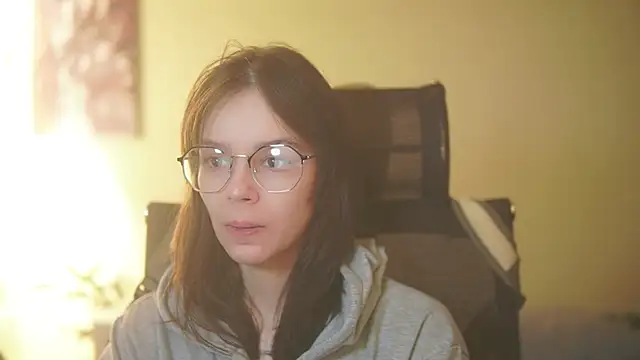 alyssa sweet online show from December 4, 6:34 am