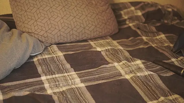 alyssa sweet online show from April 8, 4:45 am