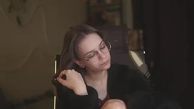 alyssa sweet online show from April 10, 5:23 am