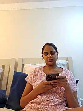 Snapshot of DirtySnowball69 chatting on December 17, 4:00 pm DirtySnowball69 online show from December 17, 4:00 pm