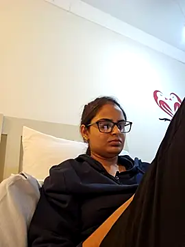 Snapshot of DirtySnowball69 chatting on February 7, 6:24 pm DirtySnowball69 online show from February 7, 6:24 pm