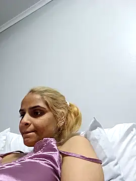 Snapshot of DirtySnowball69 chatting on September 26, 6:56 pm DirtySnowball69 online show from September 26, 6:56 pm