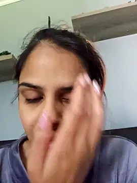 DirtySnowball69 online show from April 29, 7:45 am