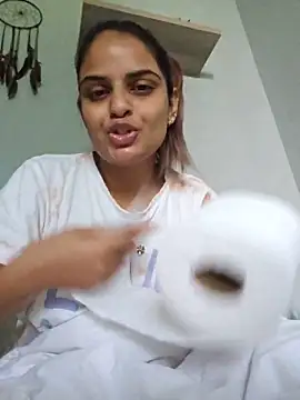 Snapshot of DirtySnowball69 chatting on May 18, 7:47 am DirtySnowball69 online show from May 18, 7:47 am