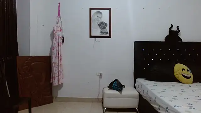 venuz mendoza20 online show from April 21, 2:01 pm