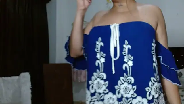 Snapshot of venuz_mendoza20 chatting on May 21, 1:40 pm venuz mendoza20 online show from May 21, 1:40 pm