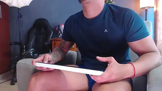 geirge teacherxx online show from December 1, 7:41 pm