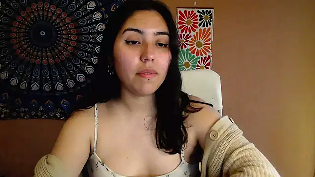 Snapshot of IntimateTales chatting on March 19, 4:02 pm IntimateTales online show from March 19, 4:02 pm