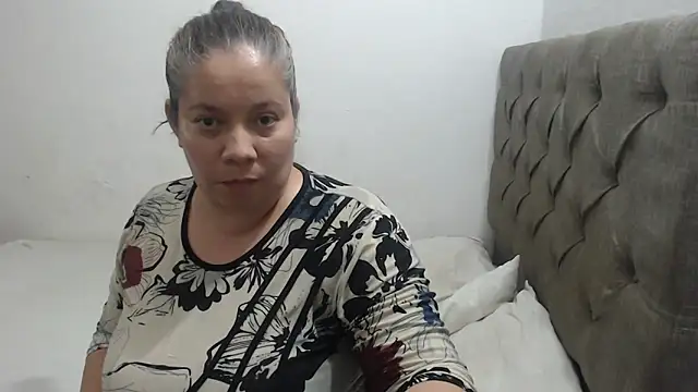 Snapshot of tiffany_horny_1 chatting on September 17, 6:59 am tiffany horny 1 online show from September 17, 6:59 am