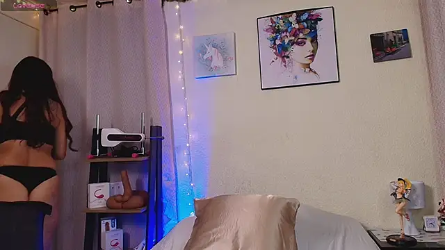 Swetisabella01 online show from January 30, 1:22 am