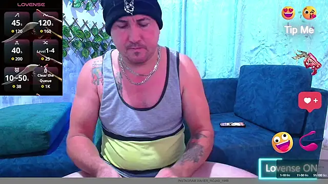 Snapshot of xavier_1988 chatting on February 1, 6:40 pm xavier 1988 online show from February 1, 6:40 pm