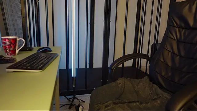 Tommy Burnz online show from January 19, 5:48 am