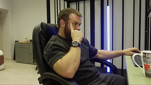 Tommy Burnz online show from February 27, 5:34 am