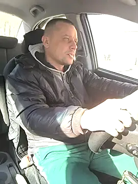 DanielOhCool online show from February 28, 8:15 am