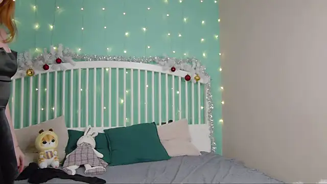 Snapshot of GingerArin chatting on January 15, 5:47 pm GingerArin online show from January 15, 5:47 pm