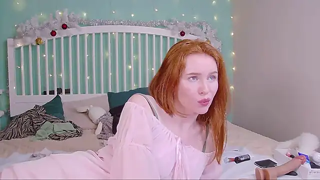 Snapshot of GingerArin chatting on January 26, 5:13 pm GingerArin online show from January 26, 5:13 pm