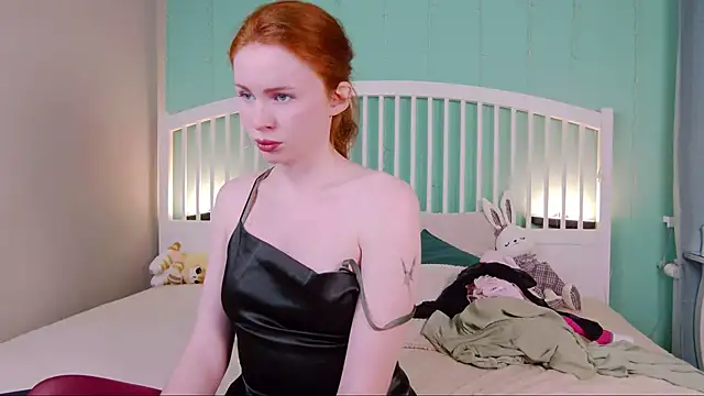 Snapshot of GingerArin chatting on March 7, 12:56 pm GingerArin online show from March 7, 12:56 pm