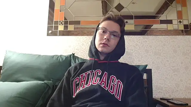 newcomer 2021 online show from October 18, 3:24 pm