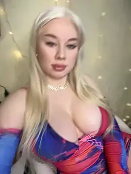 Snapshot of LaraHollywood chatting on February 26, 3:42 am LaraHollywood online show from February 26, 3:42 am