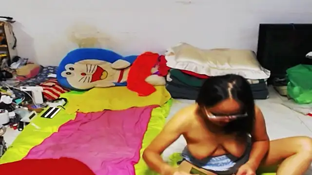 Snapshot of 1CuteAndSexy69 chatting on January 30, 4:34 pm 1CuteAndSexy69 online show from January 30, 4:34 pm