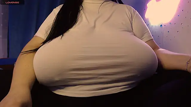 SenzualHotM online show from February 22, 9:26 pm