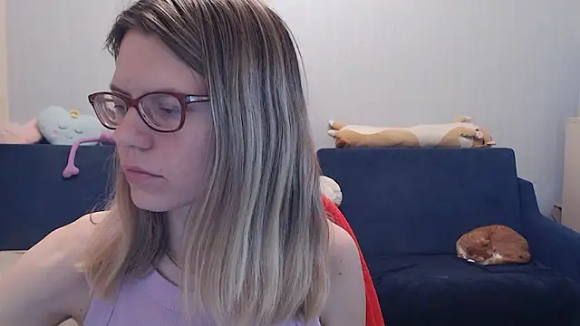 night is dark online show from February 10, 7:18 pm