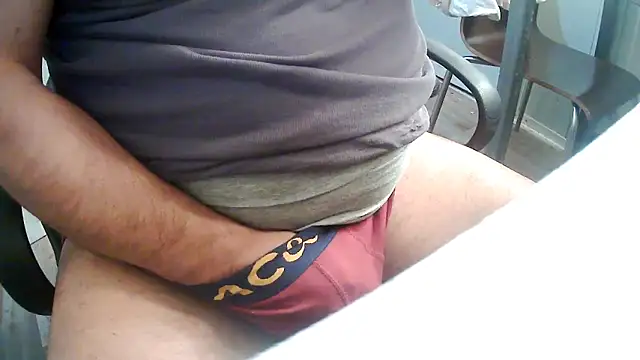 LiONTURK online show from April 18, 4:00 pm