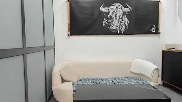 Snapshot of miss-cathy chatting on September 11, 6:24 am miss-cathy online show from September 11, 6:24 am